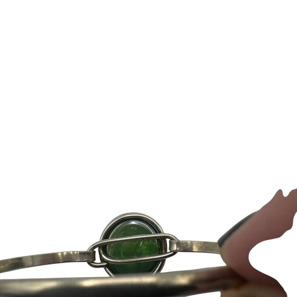 Green Glass Cabochon Silver-Tone Bracelet with Hook Clasp - Picture 6 of 9